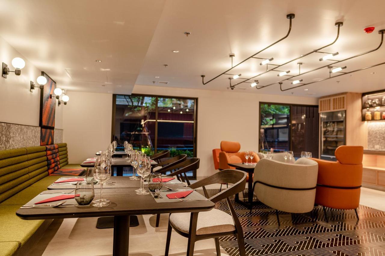 Oakwood Studios Sukhumvit Bangkok Exteriér fotografie Interior of the restaurant
